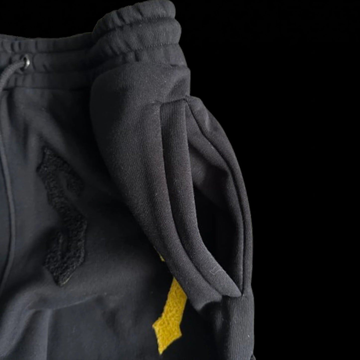 TRAPSTAR IRONGATE ARCH CHENILLE 2.0 TRACKSUIT (BLACK/YELLOW)