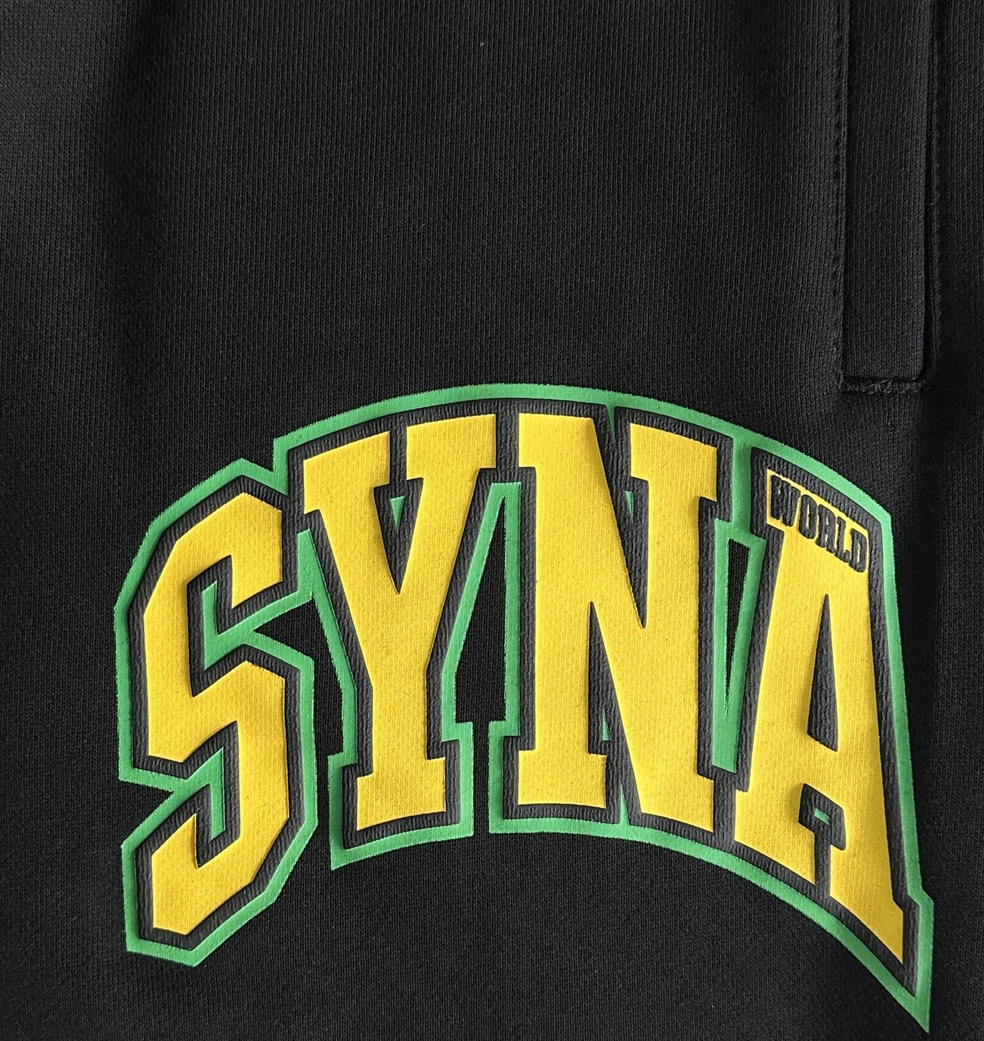 SYNA CREST PACK LOGO TRACKSUIT (BLACK)