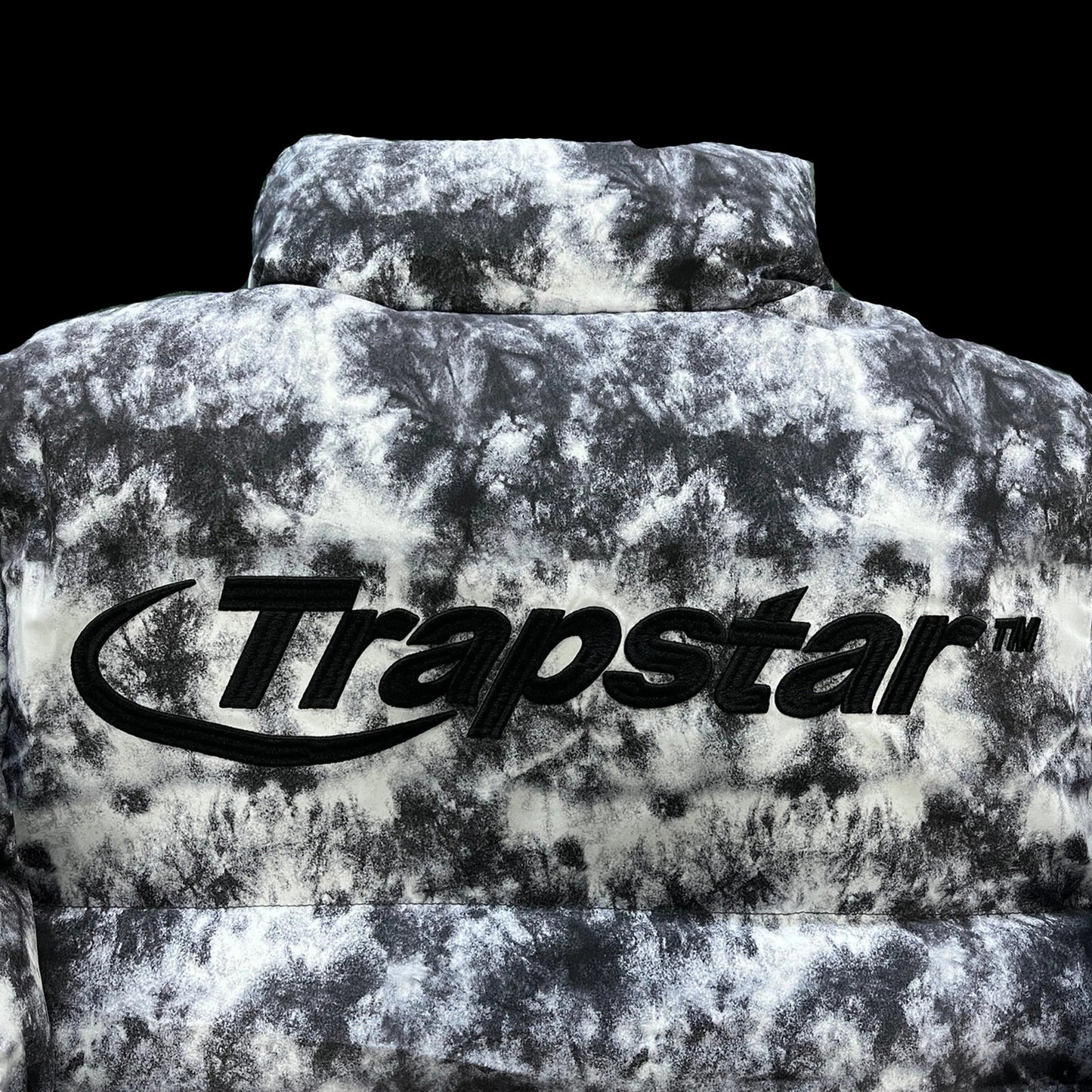 TRAPSTAR HYPERDRIVE HOODED PUFFER  (BLACK/TIE DYE)