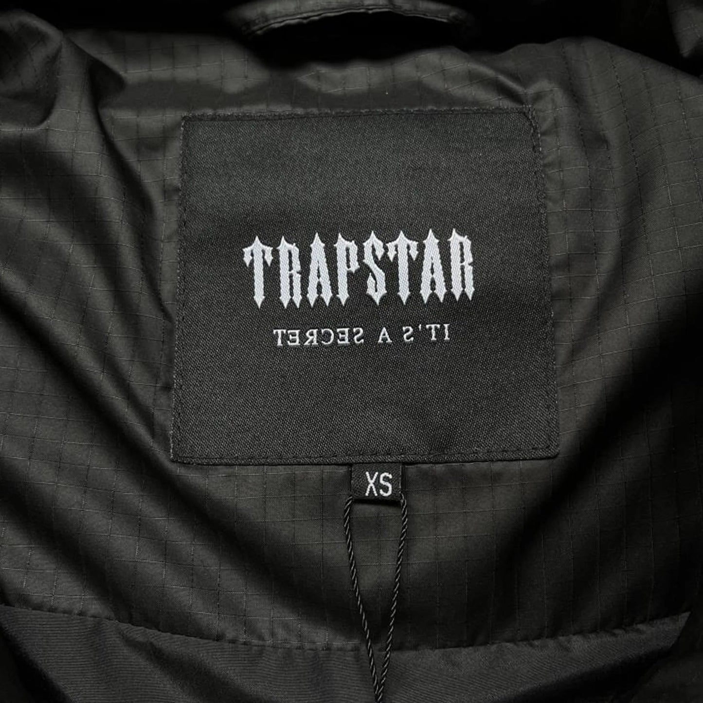 TRAPSTAR SHOOTERS HOODED PUFFER JACKET (BLACK/REFLECTIVE)