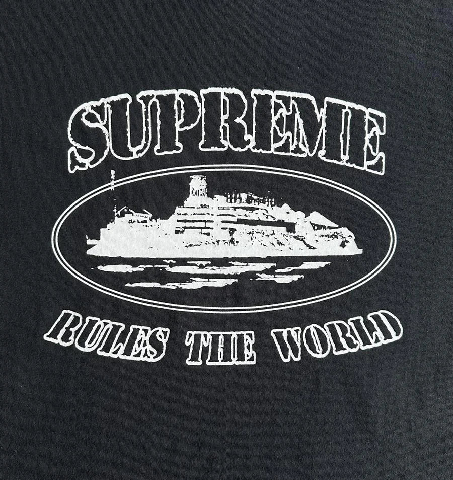 SUPREME X CORTEIZ ALCTRAZ TEE (BLACK)