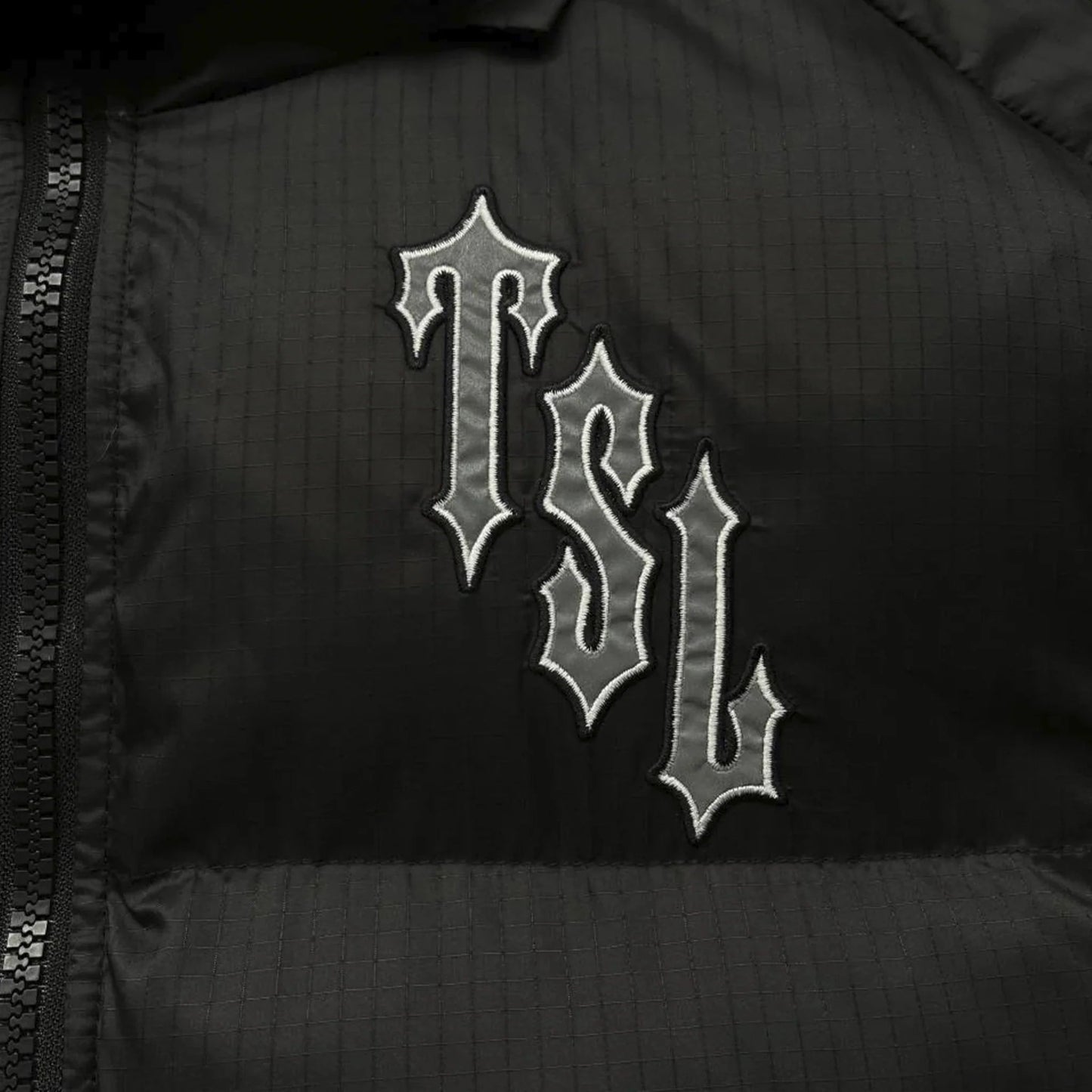 TRAPSTAR SHOOTERS HOODED PUFFER JACKET (BLACK/REFLECTIVE)